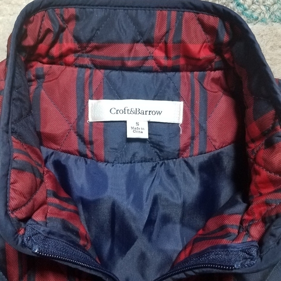 Croft and Barrow Quilted Plaid Vest SMALL - Picture 2 of 5